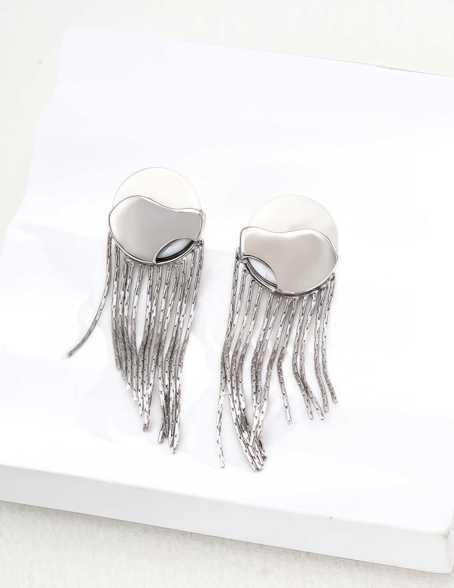 Minimal Shell Earrings in S925 Sterling Silver