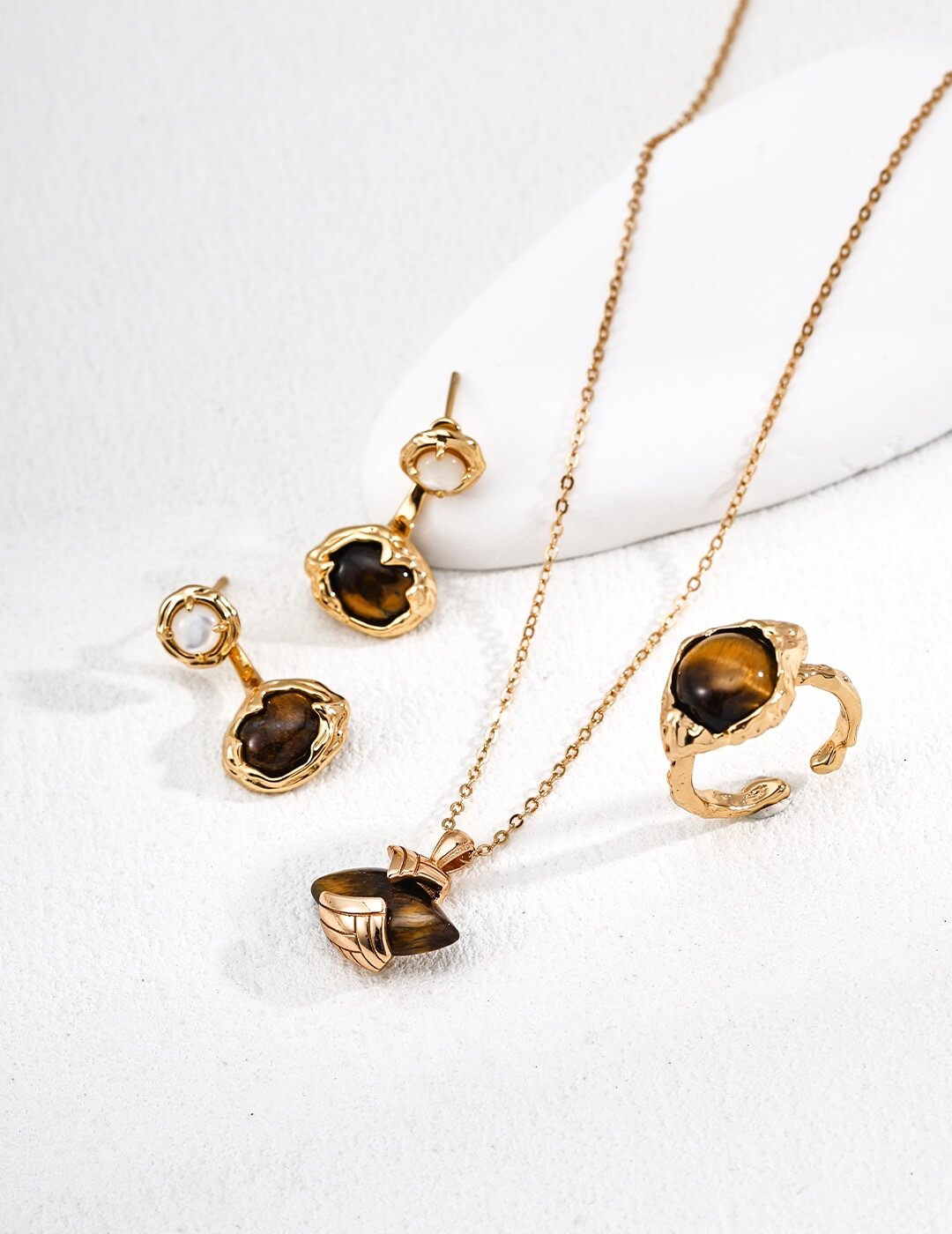 Vintage Tiger's Eye Pendant Necklace, Gold-Plated S925 Silver