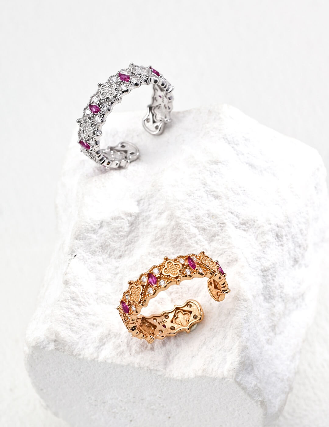 Zircon Vintage Ring in Gold-Plated Sterling Silver