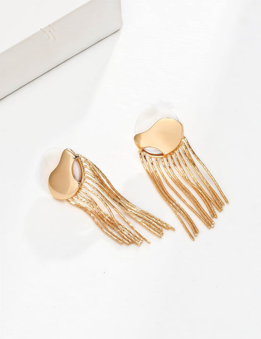 Minimal Shell Earrings in S925 Sterling Silver